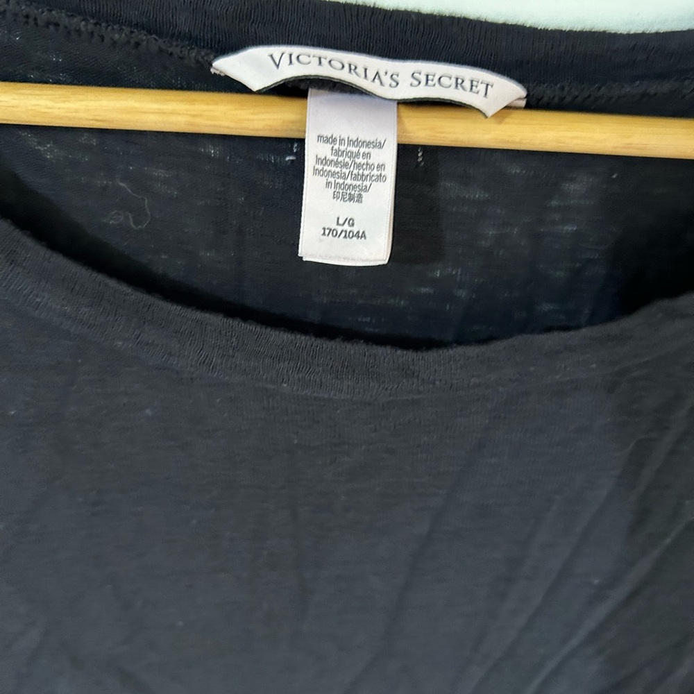 Victoria's Secret Charcoal Long Sleeve Tee - Picture 6 of 6